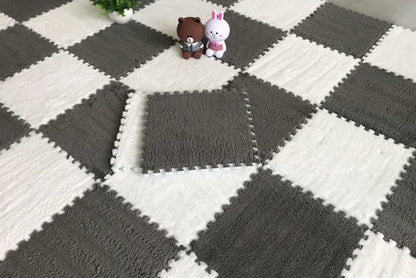 Cozy 30x30CM Soft Plush Rug for Kids - Versatile Play Mat & Puzzle Carpet for Bedrooms and Play Areas