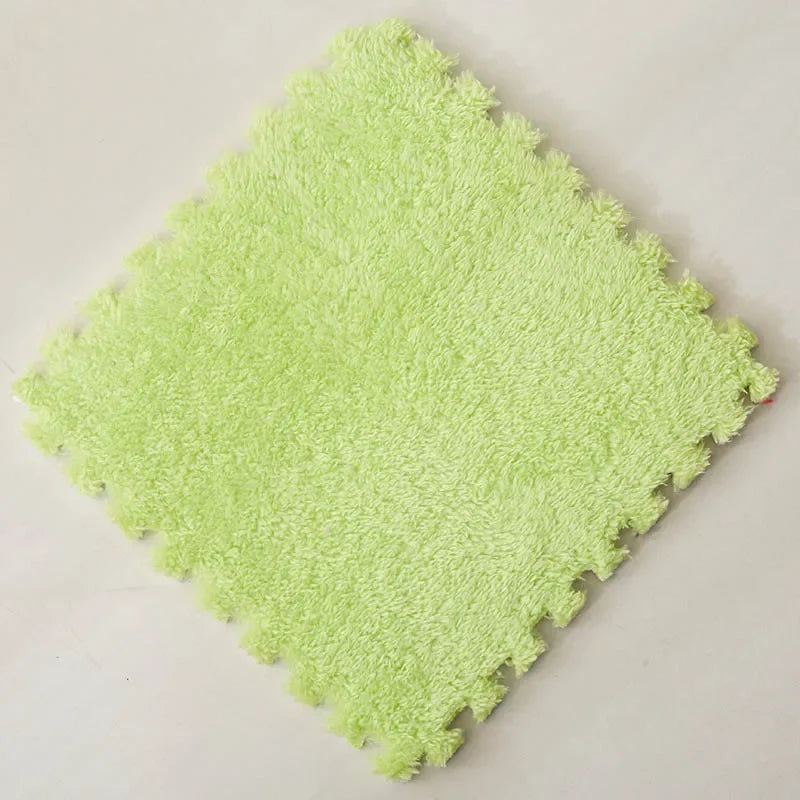Cozy 30x30CM Soft Plush Rug for Kids - Versatile Play Mat & Puzzle Carpet for Bedrooms and Play Areas